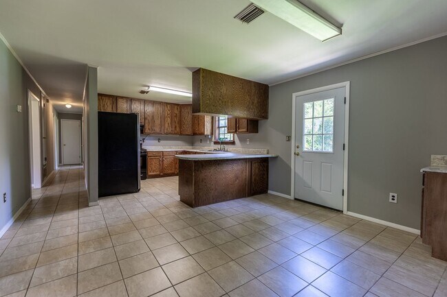 Foto del edificio - Charming Daphne 3 bedroom on County Road 6...