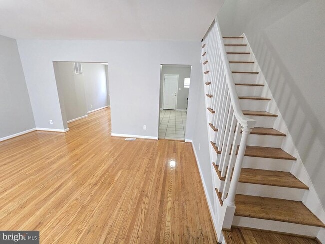 Building Photo - 3516 Erdman Ave
