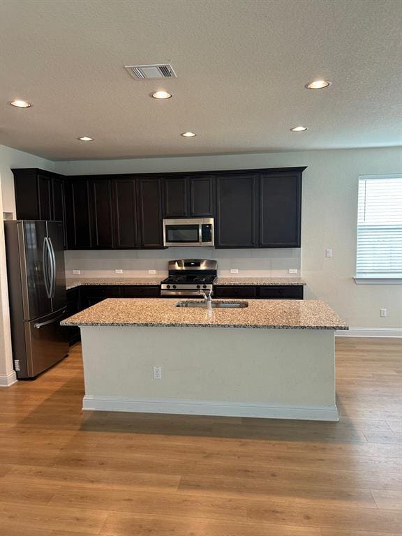 Foto del edificio - 805 Vaughn St