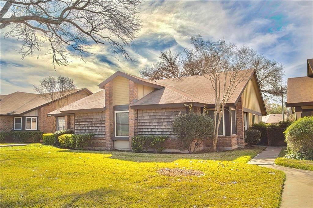 Primary Photo - 1507 W Braker Ln