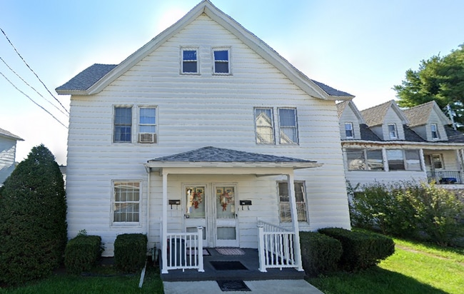 Building Photo - 1934 Bristol Ct