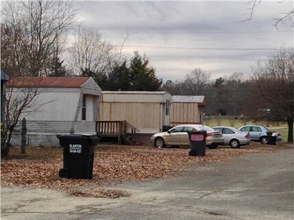 Foto del edificio - Sophie's Court Mobile Home Park