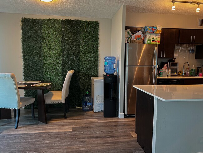 Foto del edificio - 5600 N Sheridan Rd
