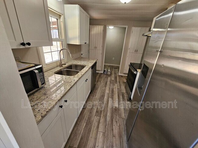 Foto del edificio - 1348C Stonewall Springs Rd