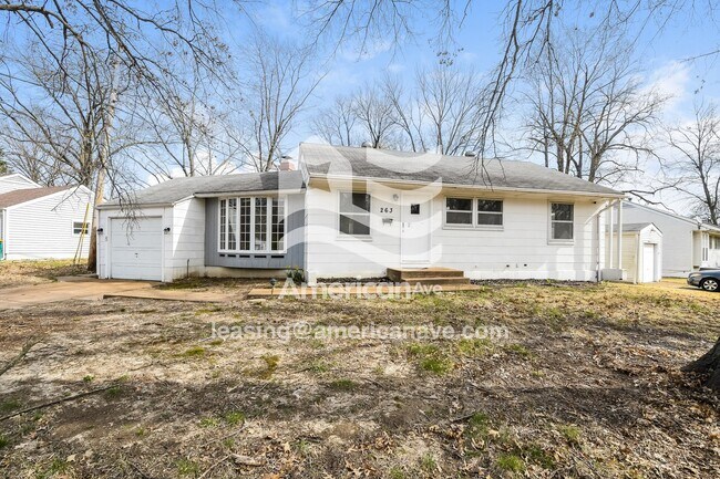 Foto del edificio - 263 Estridge Rd