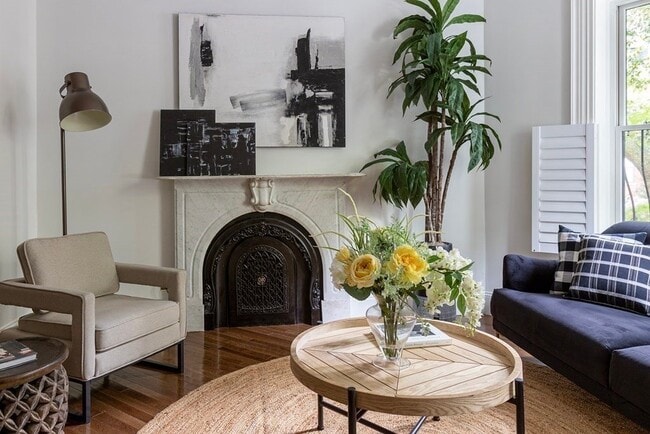 Foto del edificio - 8000 E Brookline St