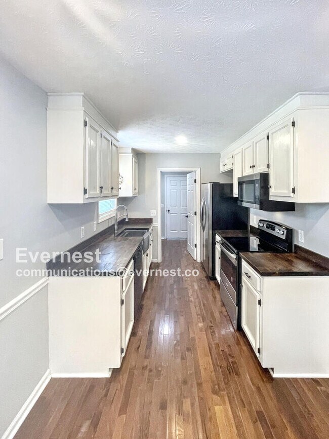 Foto del edificio - 508 Highland Dr