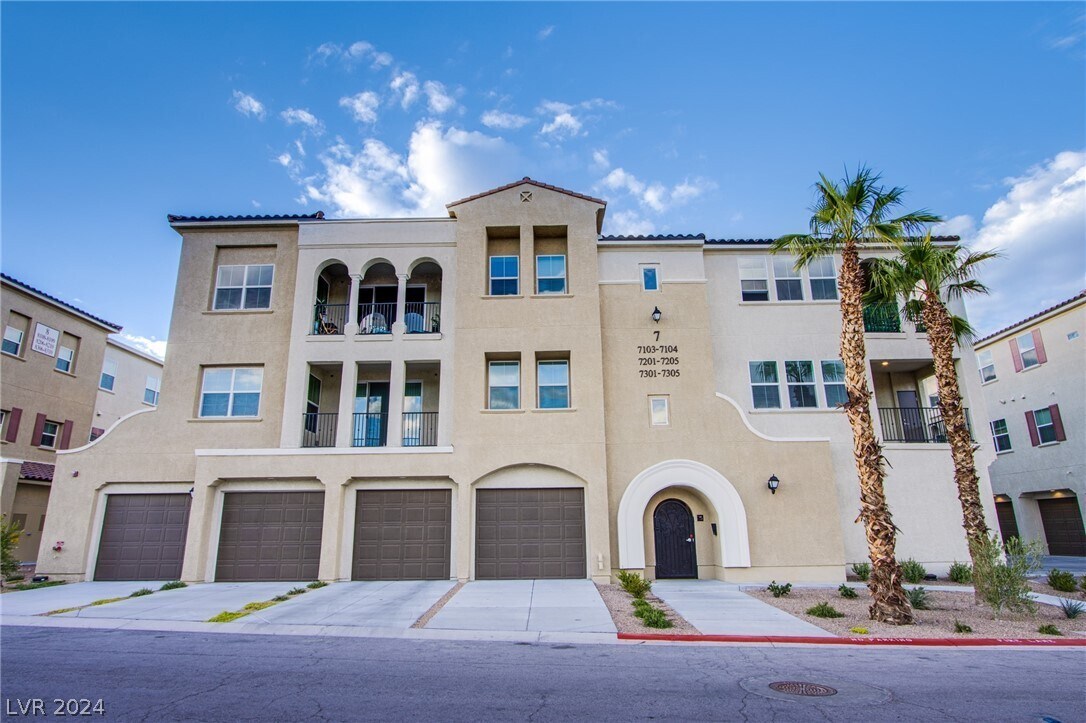 Foto principal - 2555 Hampton Rd