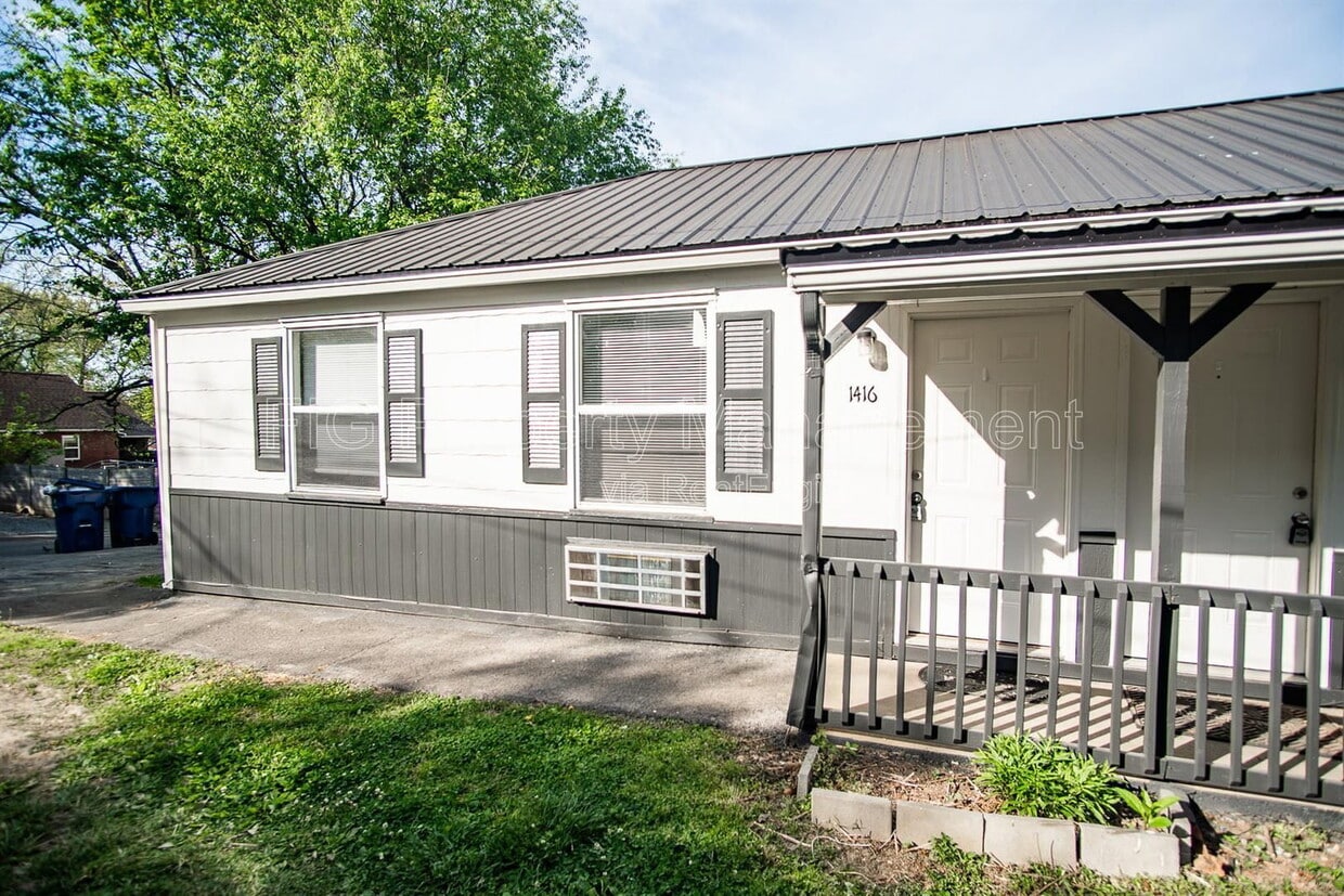 Photo - 1416 Chicago Avenue