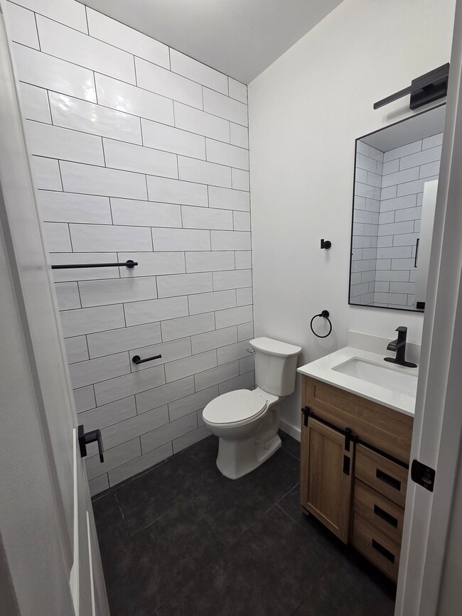 Building Photo - 9 Voorhees St