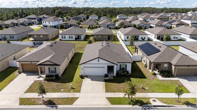 Foto del edificio - 5864 Bovine Dr