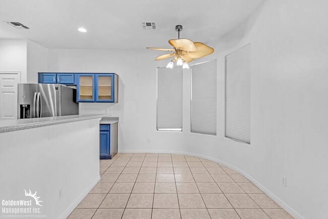 Foto del edificio - Gorgeous 2Bdm 2Ba Home with Golf-Course Vi...
