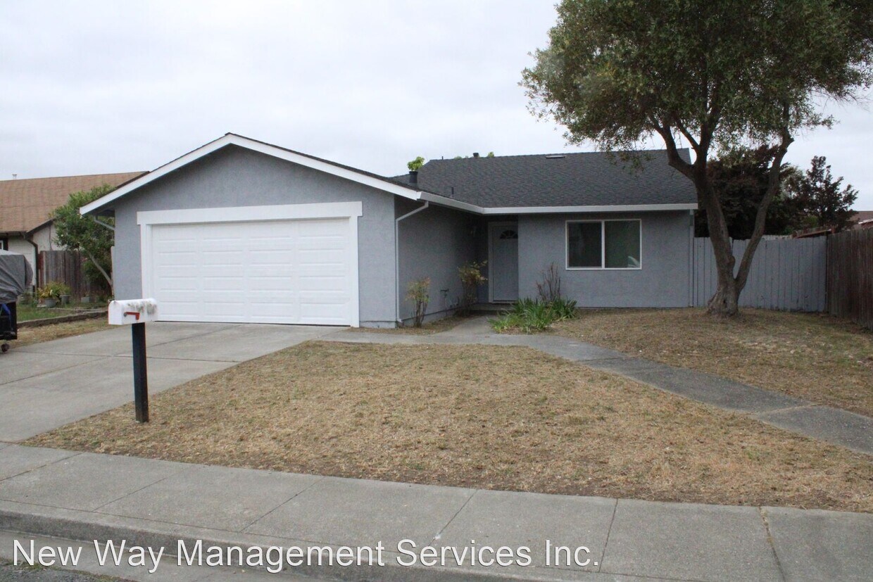Primary Photo - 3 br, 1.5 bath House - 421 Ebbets Pass Road