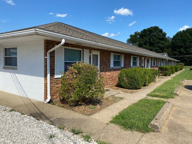 Building Photo - 95 C20