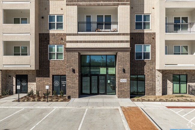 Leasing Office Entrance - Alpine Ten55
