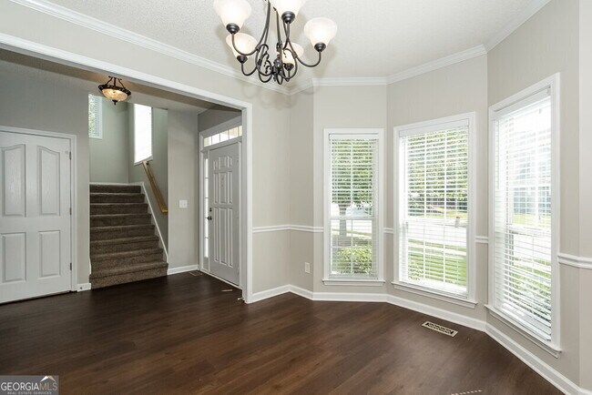 Building Photo - 3 Brightling Ln