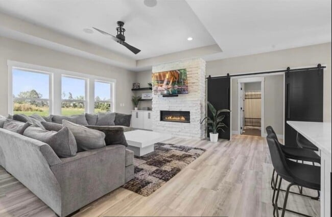 Building Photo - Brand new 4 bedroom 3 bath home in Hiawath...