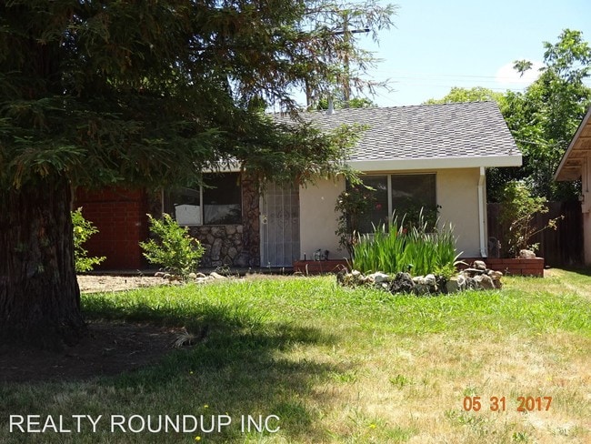 Building Photo - 9520 Tonkin Dr