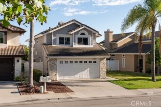 Building Photo - 24882 Oxford Dr