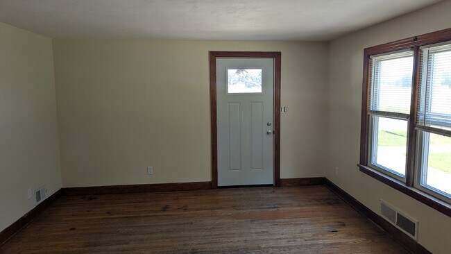 Foto del edificio - 5006 New Chapel Rd