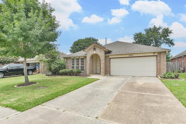Foto del edificio - 19818 Black Cherry Bend Ct