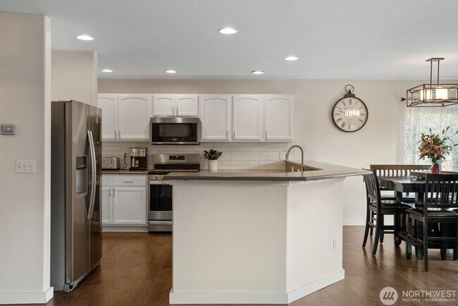 Foto del edificio - Gorgeous home in Snohomish available 9/15/...