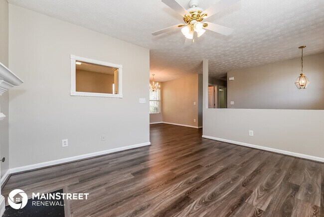 Building Photo - 2884 Cedar Trace Dr