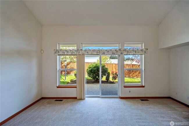 Foto del edificio - 170 NW 13th Ct