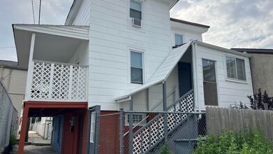 Building Photo - 6 Siracusa Terrace