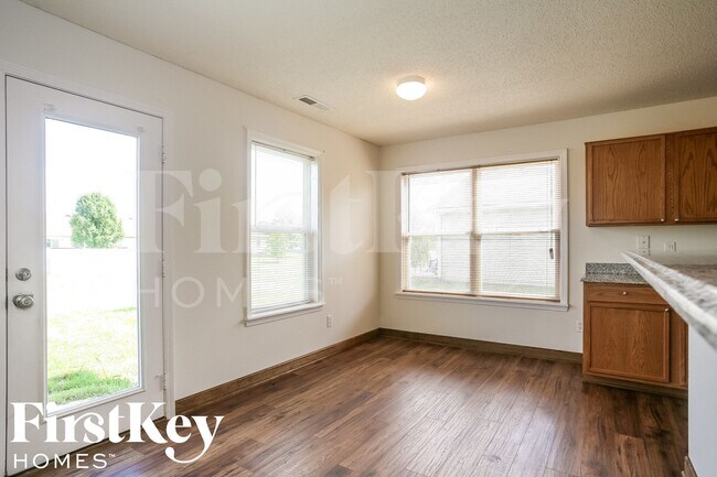 Foto del edificio - 5555 Wild Horse Dr