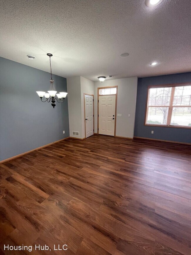 Foto del edificio - 2 br, 2.5 bath House - 3440 125th Dr NE #C