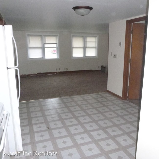 Building Photo - 2 br, 1 bath Apartment - 1401 G Ave