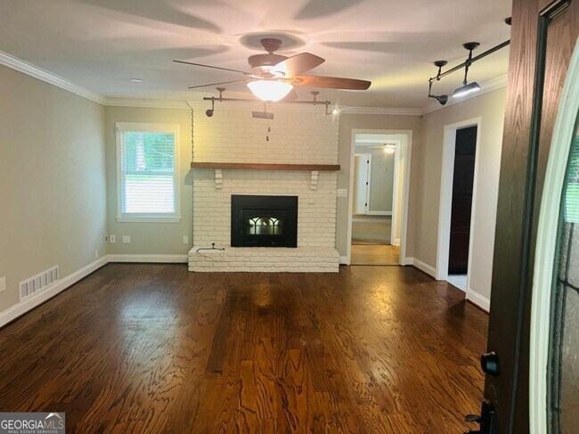 Building Photo - 2472 Ramblewood Ct