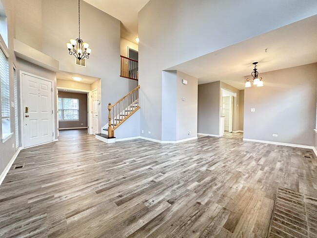 Building Photo - 1801 Waverly Way