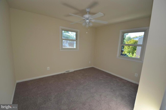 Building Photo - 1740 Elkridge Dr