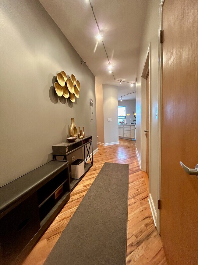 Foto del edificio - 41 E 8th St