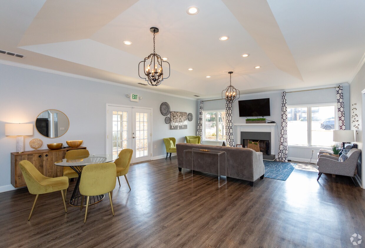 The Onyx Hoover Apartments 990 Wisteria Pl Hoover, AL Apartments