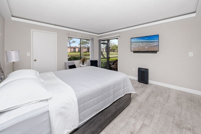 Foto del edificio - 129 Lakeview Way