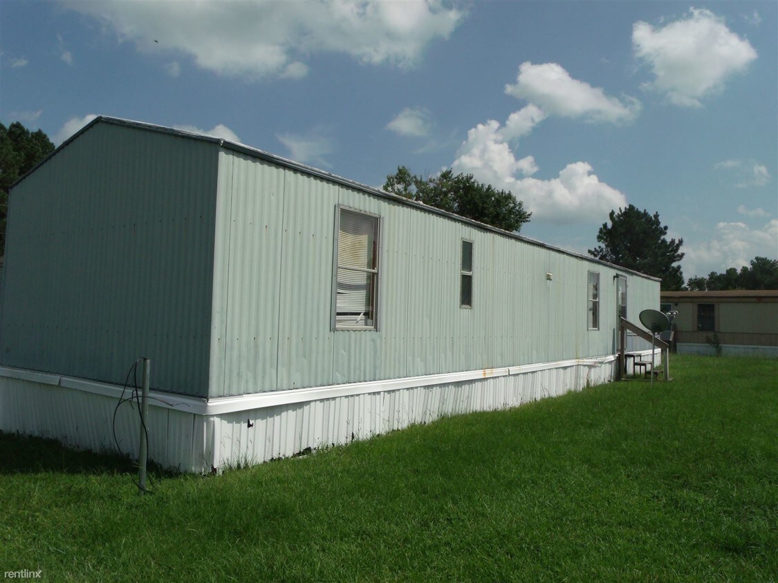 405 Oaks Dr, Kinston, NC 28504 House for Rent in Kinston, NC