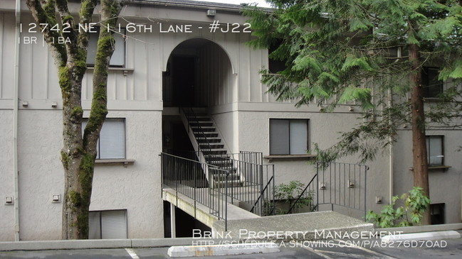 Building Photo - 12742 NE 116th Ln