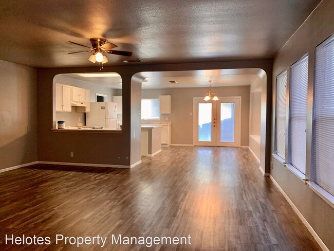 Building Photo - 3 br, 2 bath House - 7011 Autumn Park