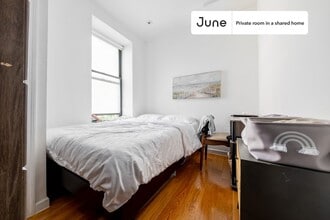 Building Photo - Room in Shared 3 bed/2 bath home