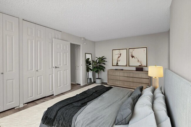 Building Photo - Fantastic 1 Bed Apartment in Rittenhouse S...