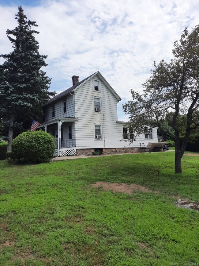 Building Photo - 55 Valley Rd
