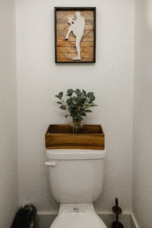 Building Photo - 407b 35th Ave N