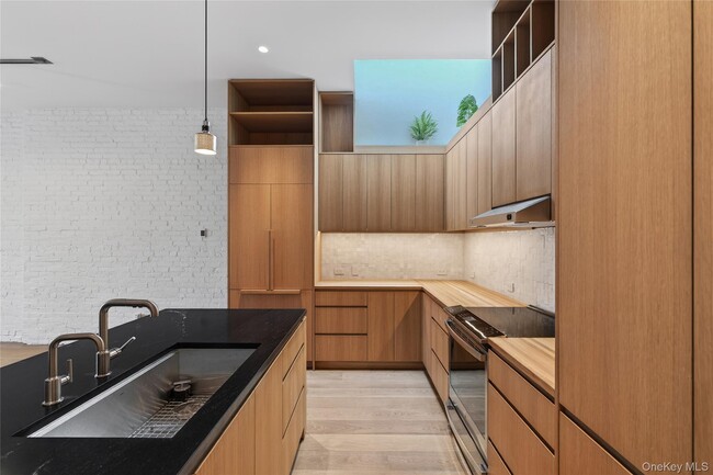 Foto del edificio - 316 Wall St