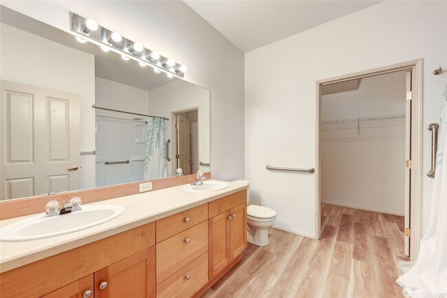 Foto del edificio - 4439 248th Ln SE