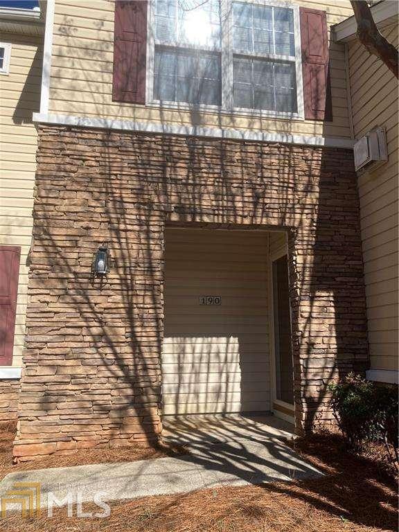 Foto del edificio - 190 Windcroft Ct NW