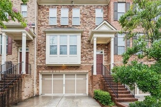 Building Photo - 1514 Woodbridge Way NE