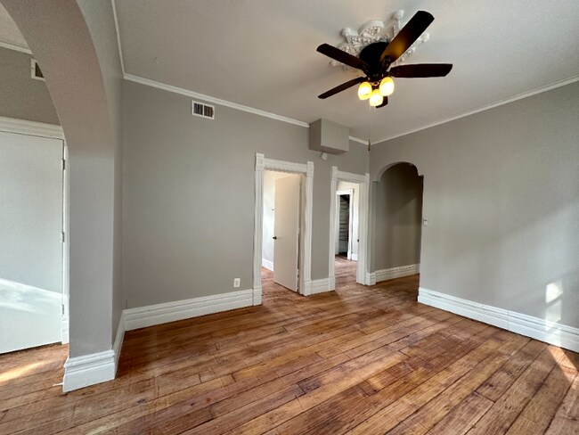 Building Photo - 2455 N Rockwell St